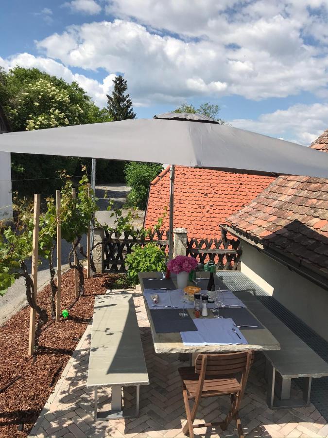Weinkellerurlaub Roeschitz Villa Roggendorf Kültér fotó